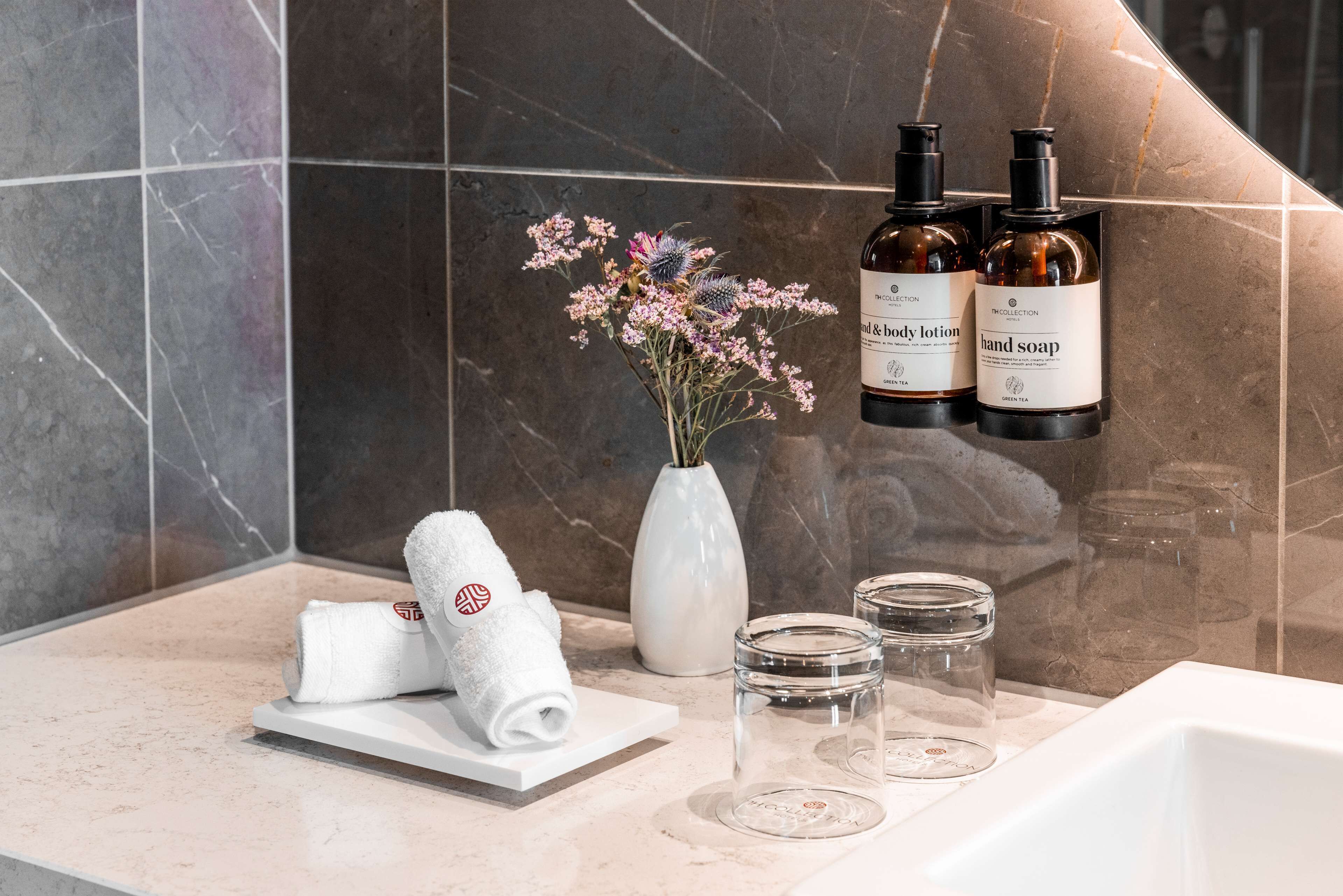 shower, rainfall showerhead, eco-friendly toiletries, hair dryer