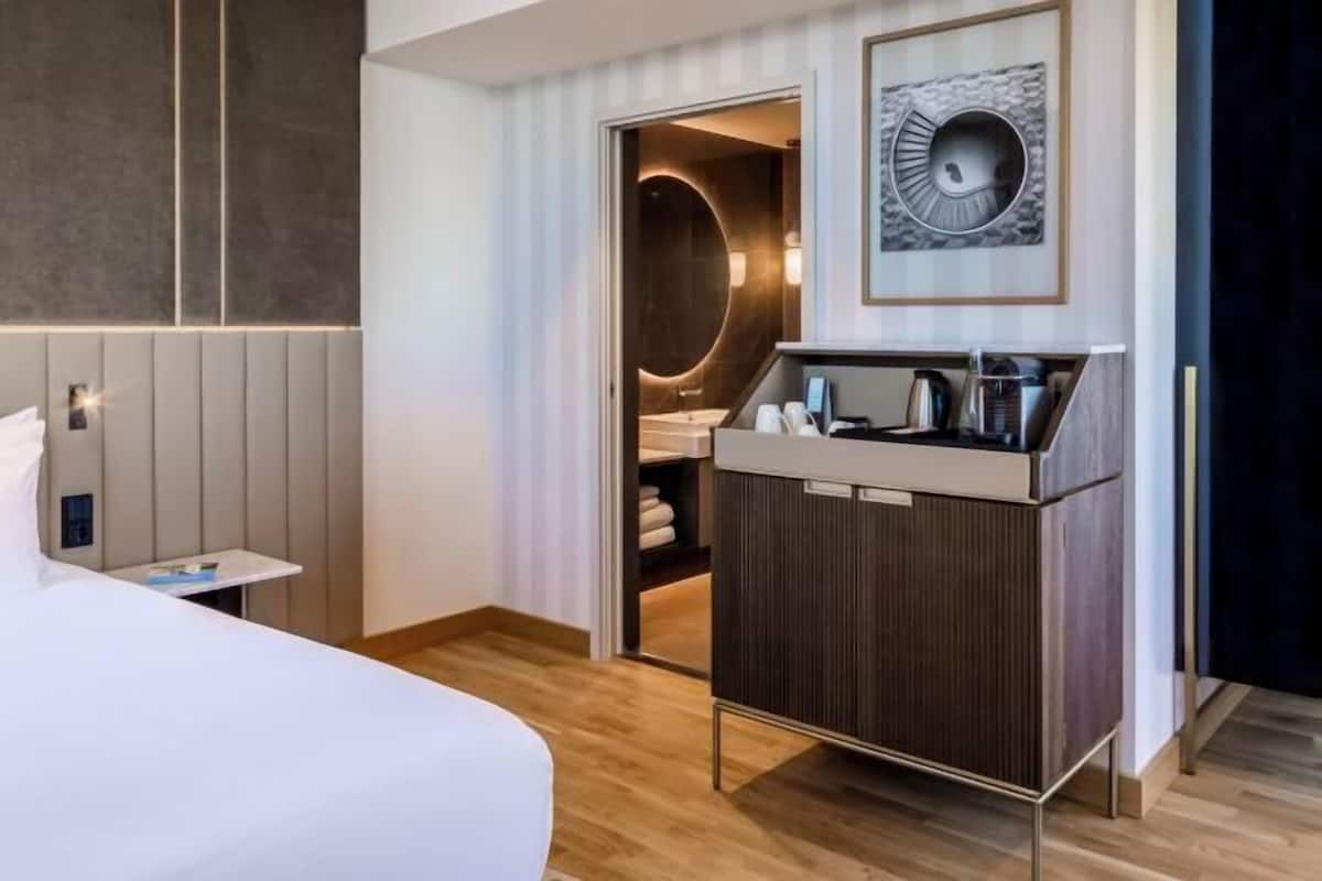 1 bedroom, minibar, in-room safe, desk