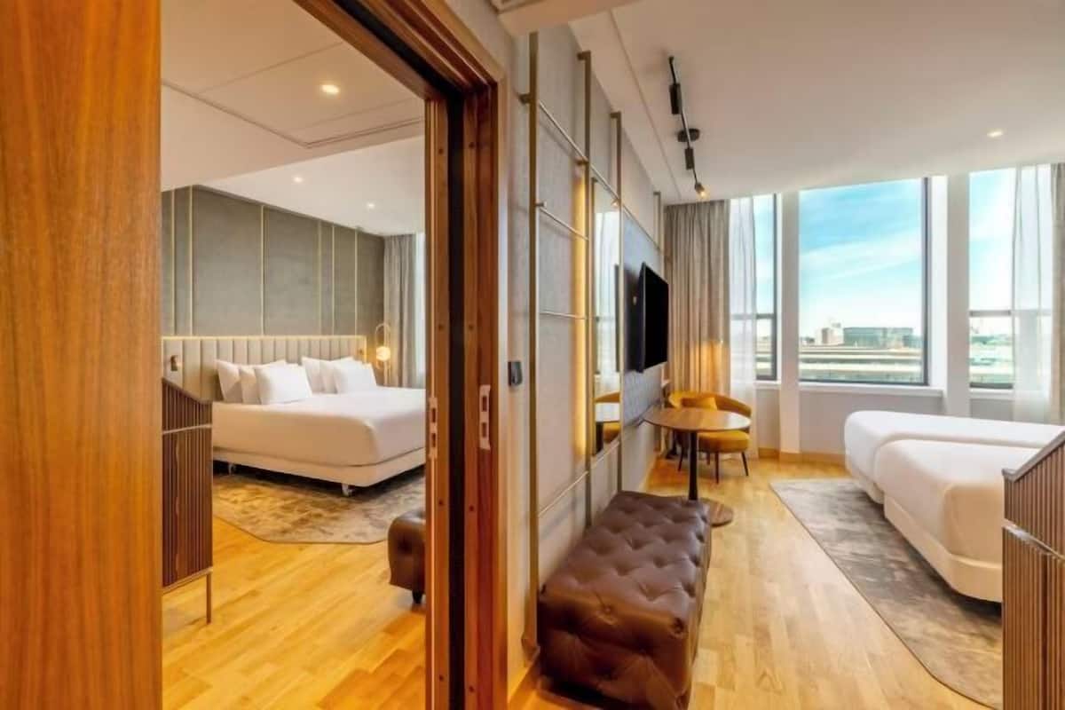 1 bedroom, minibar, in-room safe, desk