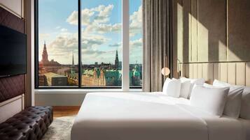 Suite – president (View) | Minibar, safe på rommet, skrivebord og skrivebord for bærbar PC