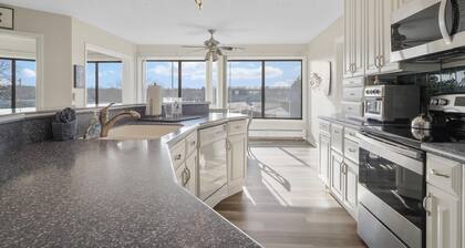 Spacious 2 BR Condo | Downtown Charlevoix | Indoor/Outdoor Pool | Jet Tub