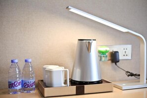 Coffee and/or coffee maker - Lavande Hotel Shenzhen Shiyan Bus Station (Shenzhen)