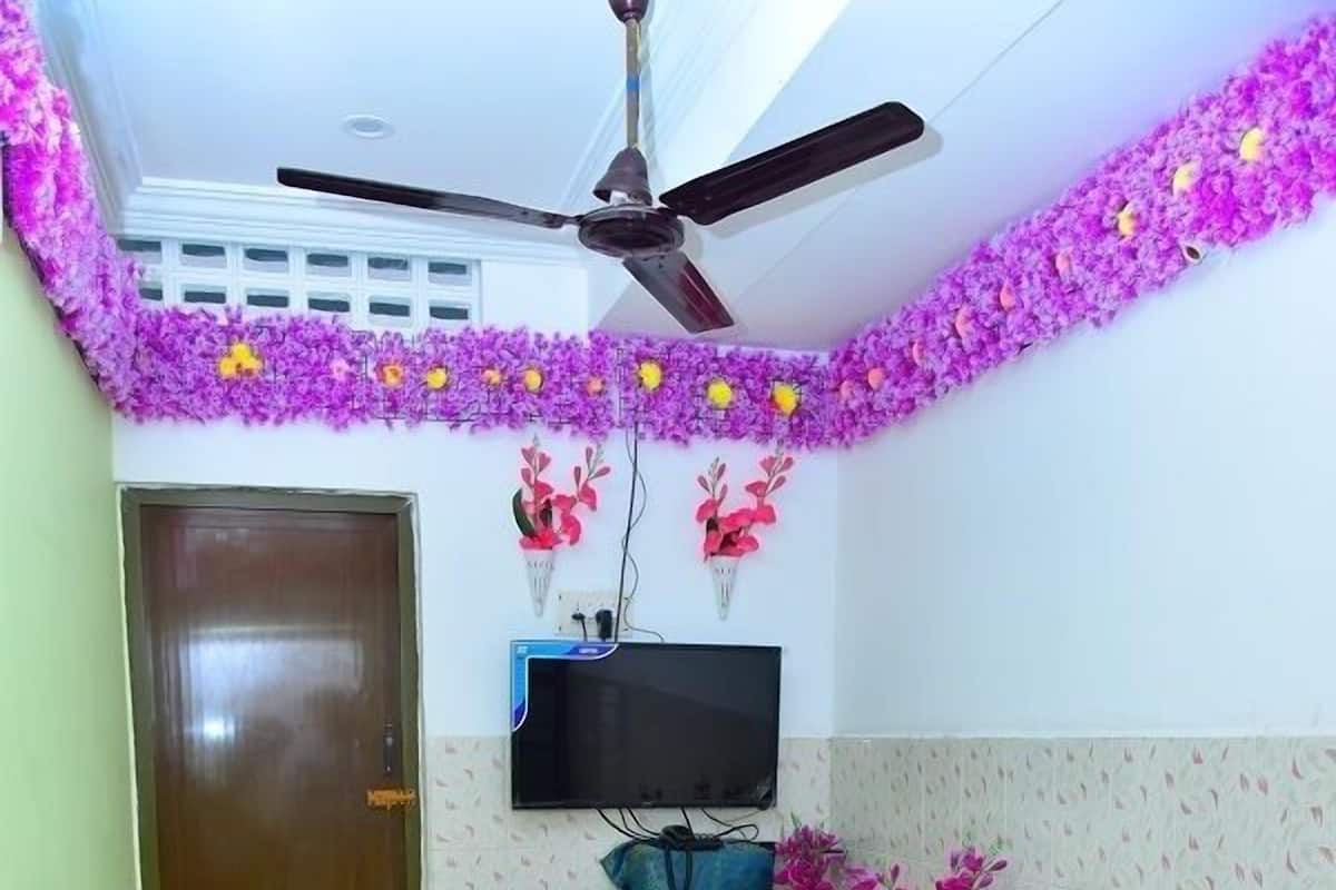 Individually furnished, rollaway beds