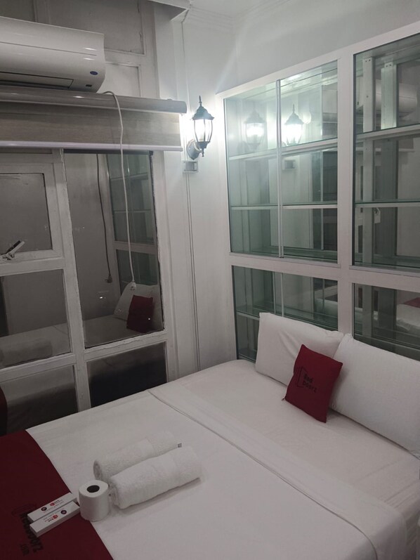 Room - Reddoorz @ The Providence Tower (Manila)