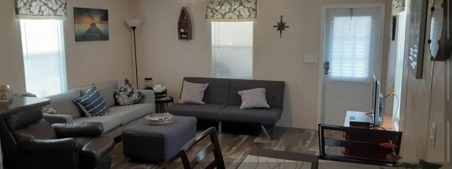 Cottage Located In A Local Fish Camp With Boat Parking. - Steinhatchee, FL