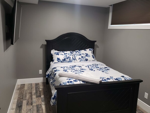 2 bedrooms, WiFi, bed sheets