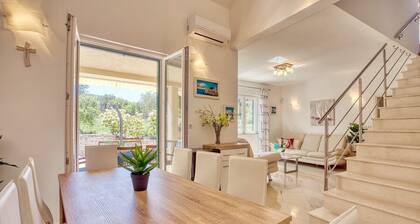 NEW! Villa SAN with heated pool, traditional surroundings, 3-bedrooms