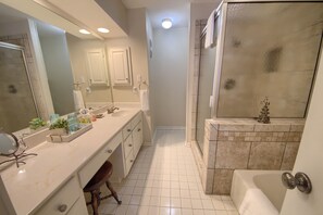 Condo, 2 Bedrooms | Bathroom