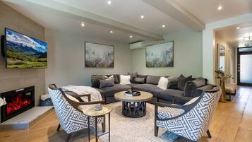 TV connectée, chaßne hi-fi, espaces bureaux