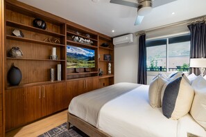 2 Schlafzimmer, Zimmersafe, Bügeleisen/Bügelbrett, Reisekinderbett