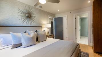 2 dormitorios, caja fuerte, tabla de planchar con plancha