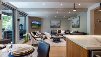 Smart TV, stereo, offices