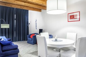 Interior - Starfish 1         . (Venezia)