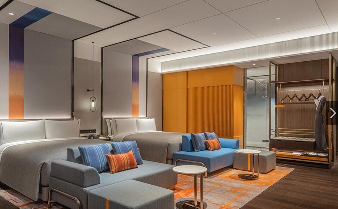 Roba de llit hipoal·lergògena, minibar i caixa forta a l'habitació 