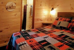 2 makuuhuonetta, ilmainen Wi-Fi, vuodevaatteet