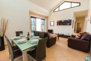 Living room - Impeccable 3-bed Villa in Playa Blanca (Yaiza)