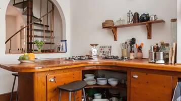 Fridge, microwave, oven, toaster