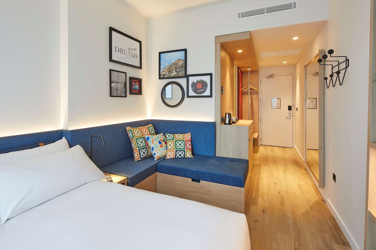 egyptian cotton sheets, premium bedding, memory-foam beds, minibar