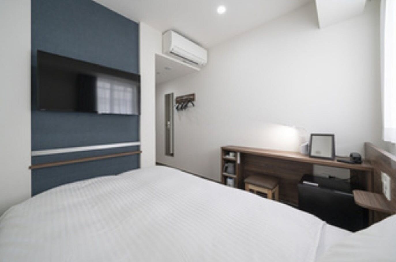 1 bedroom, desk, WiFi (free), bed sheets