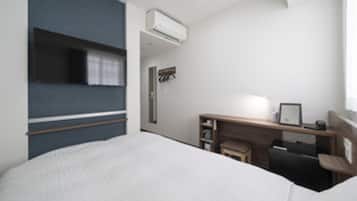 1 bedroom, desk, WiFi (free), bed sheets