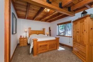 4 bedrooms, WiFi, bed sheets