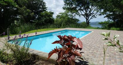 VillasvistaMasaya, double detached bungalow with access to swimming pool