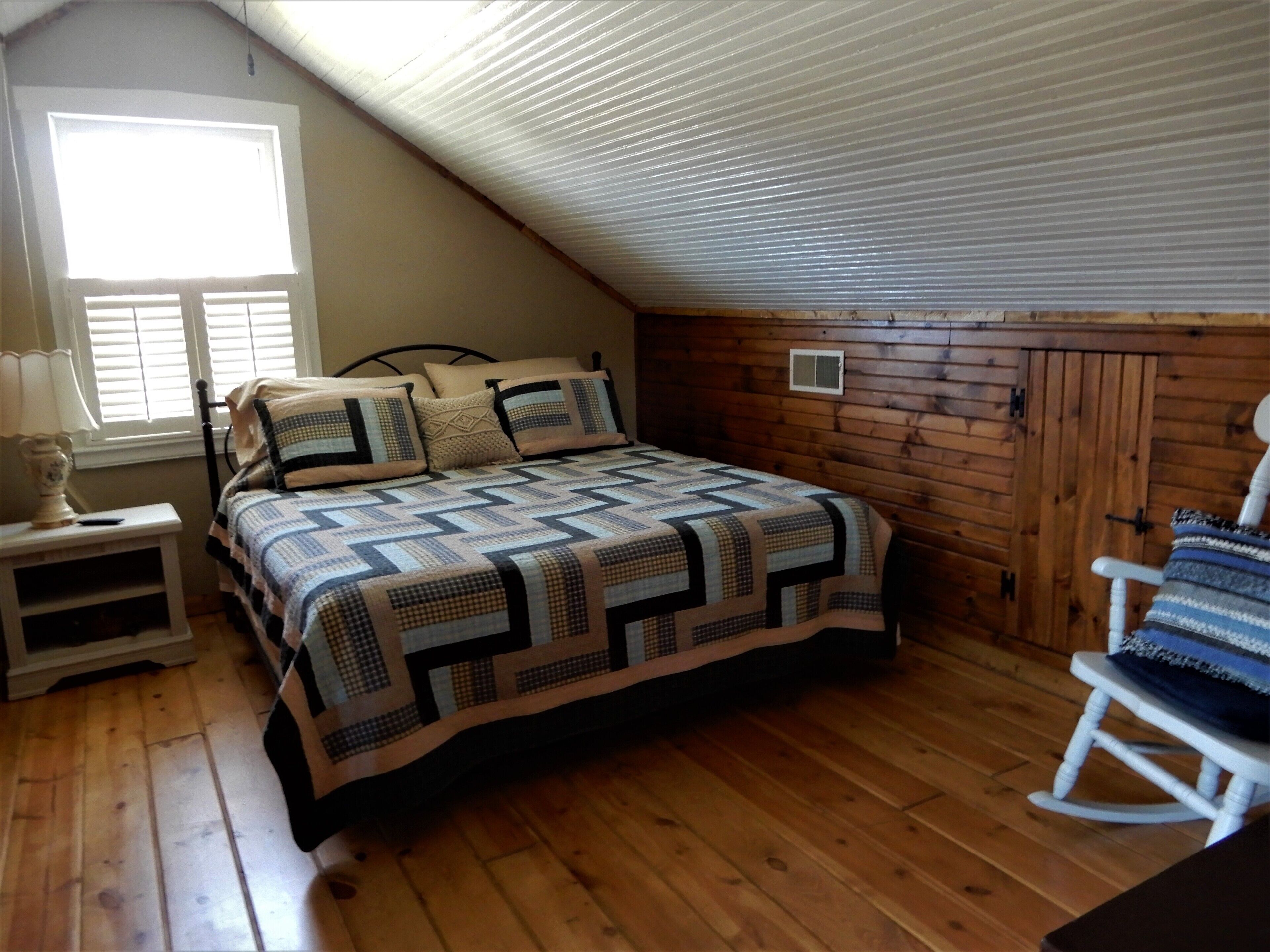 2 habitaciones, wifi gratis y ropa de cama 