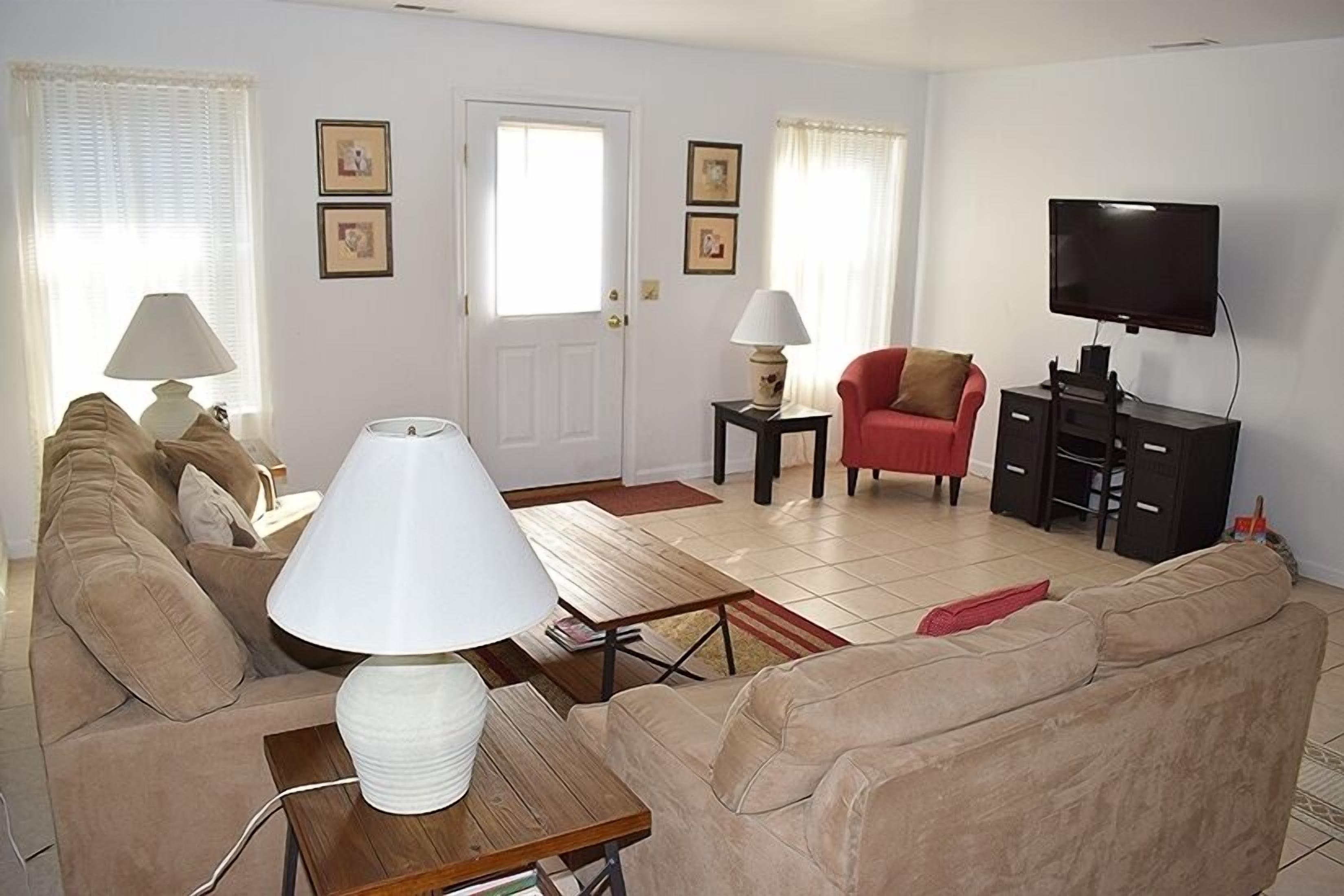 Lighthouse Estates #10- Pool | Shared Water Access - Chincoteague, VA