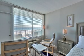 1 chambre, fer et planche à repasser, Wi-Fi gratuit, draps fournis