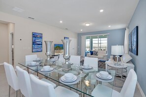 Dining - No Rear Neighbors • Private Pool • Foosball • Lazy River • Near Disney (Davenport)