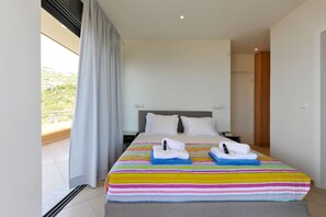 6 bedrooms, free WiFi