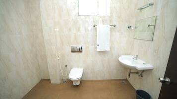 Shower dan pancuran hujan