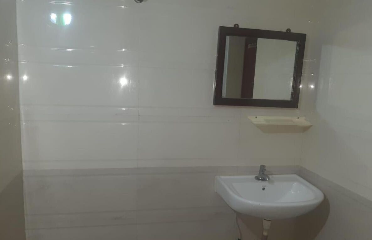 Shower, rainfall showerhead