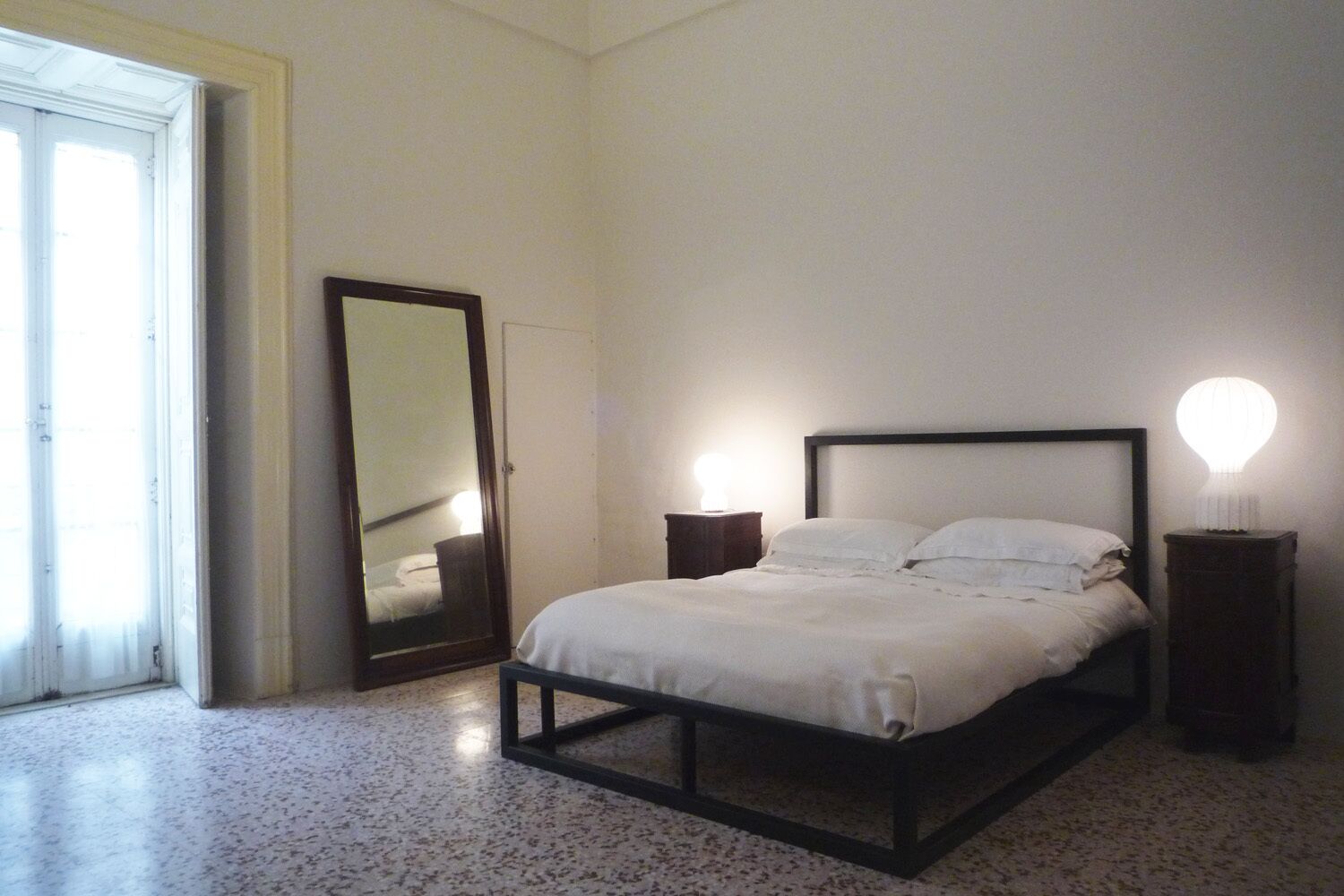 Heritage urban villa with private hanging garden