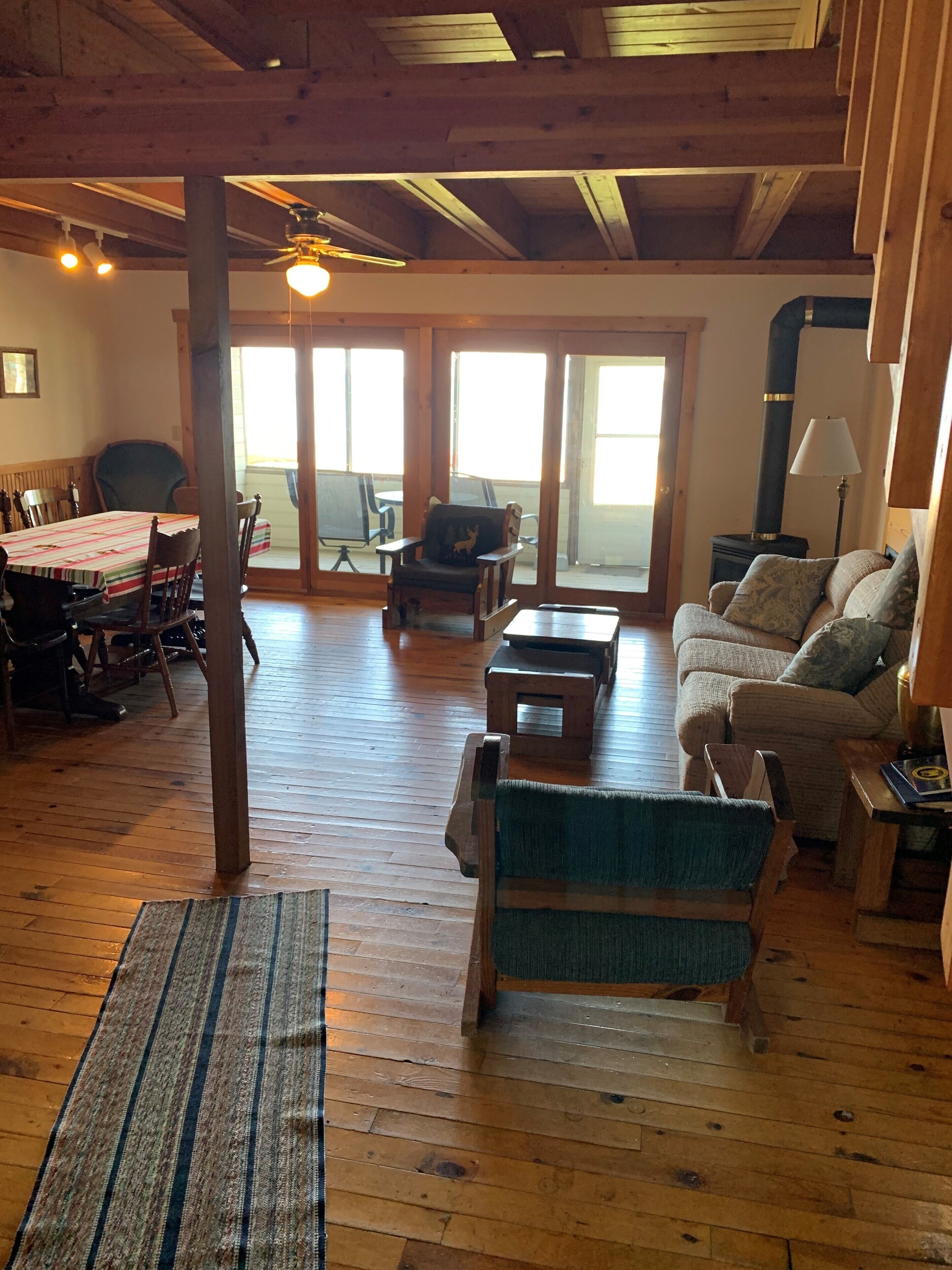 Up North Resort Located on Beautiful Pelican Lake in Nisswa, MN!