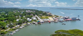 Relax & Unwind in Blue Haven!