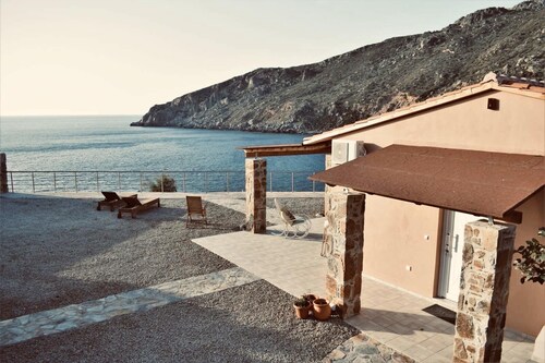 House with wonderful sea and mountain view