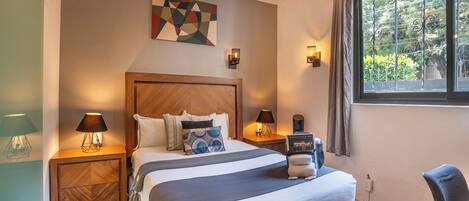 1 bedroom, desk, iron/ironing board, free WiFi