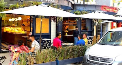 Deluxe Room in Condesa + Rooftop & Coworking - Alpha by Nomadier