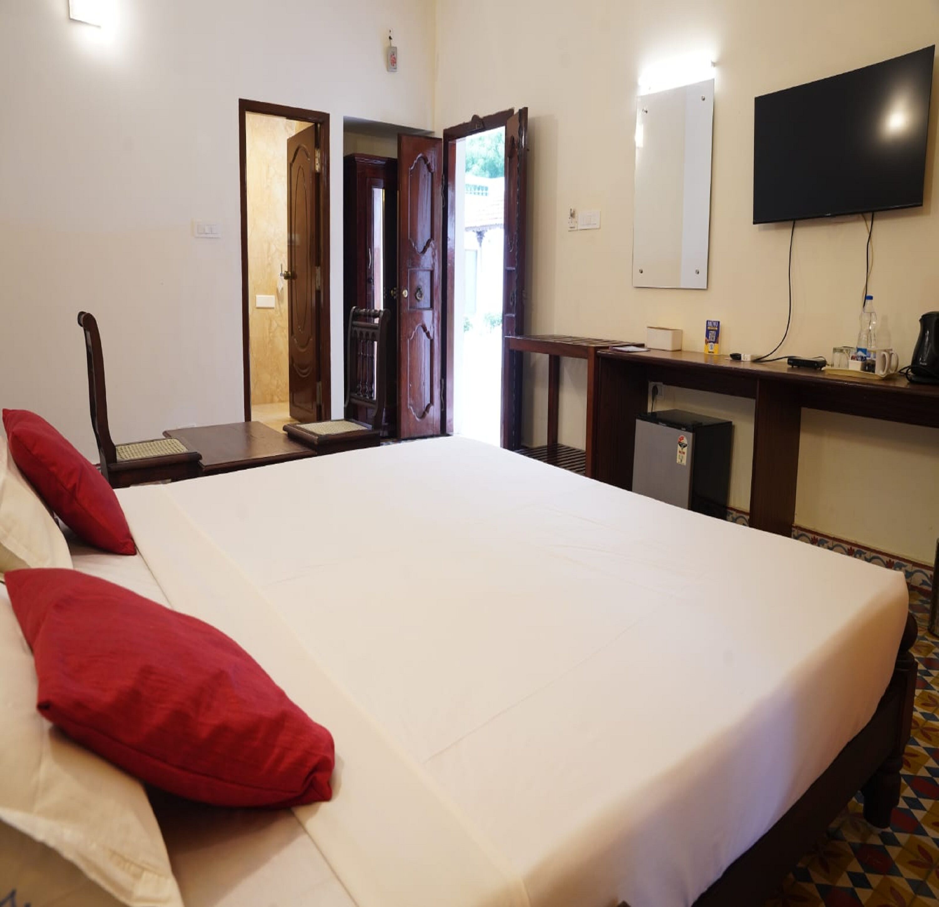 Phòng đôi Cao cấp | Bàn, bàn ủi/dụng cụ ủi quần áo, truy cập Internet không dây miễn phí 