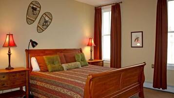 3 habitaciones, tabla de planchar con plancha, wifi y ropa de cama