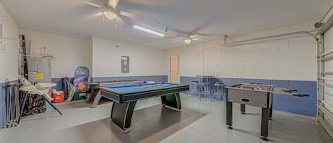 Spielezimmer