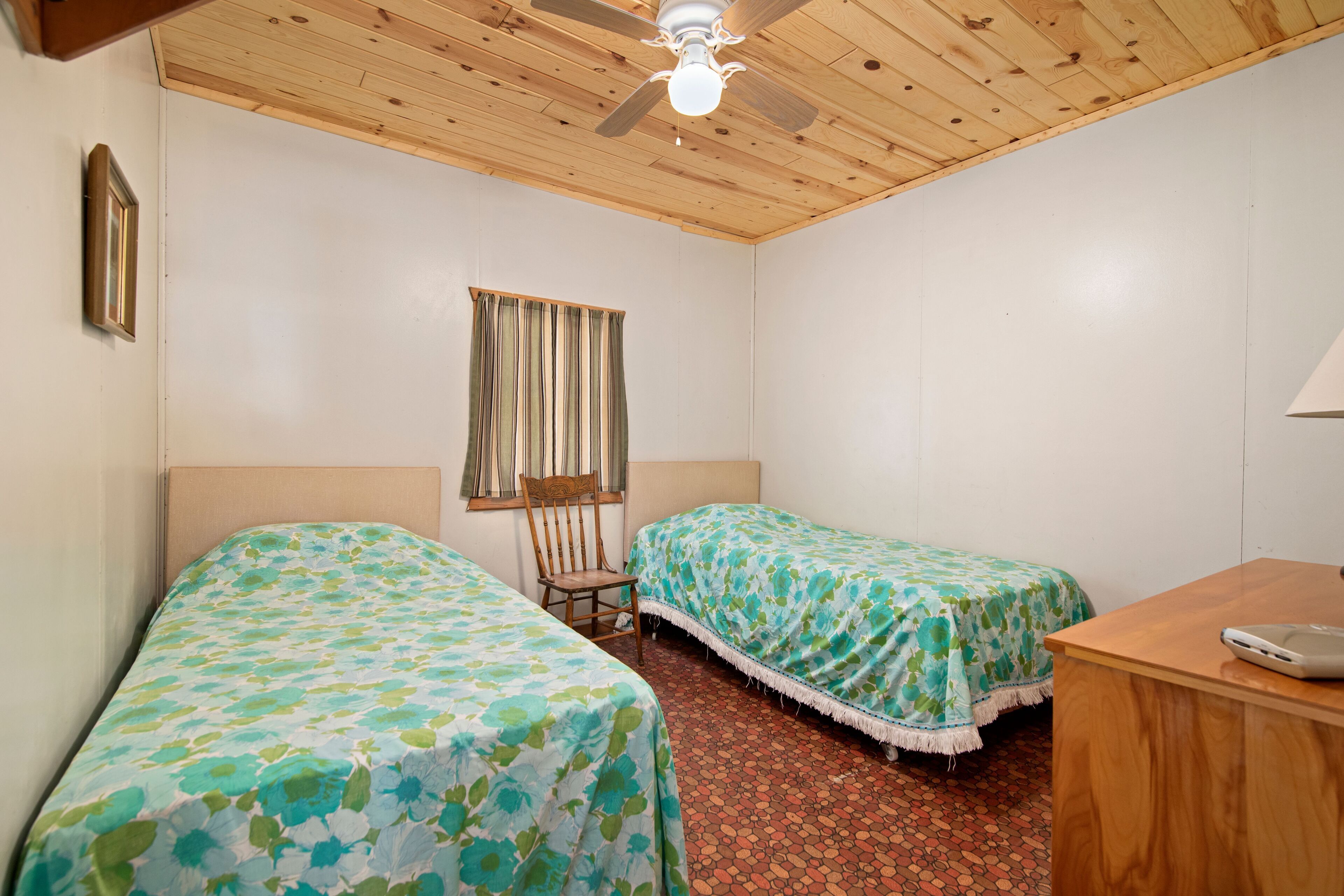 Up North Resort Located on Beautiful Pelican Lake in Nisswa, MN!