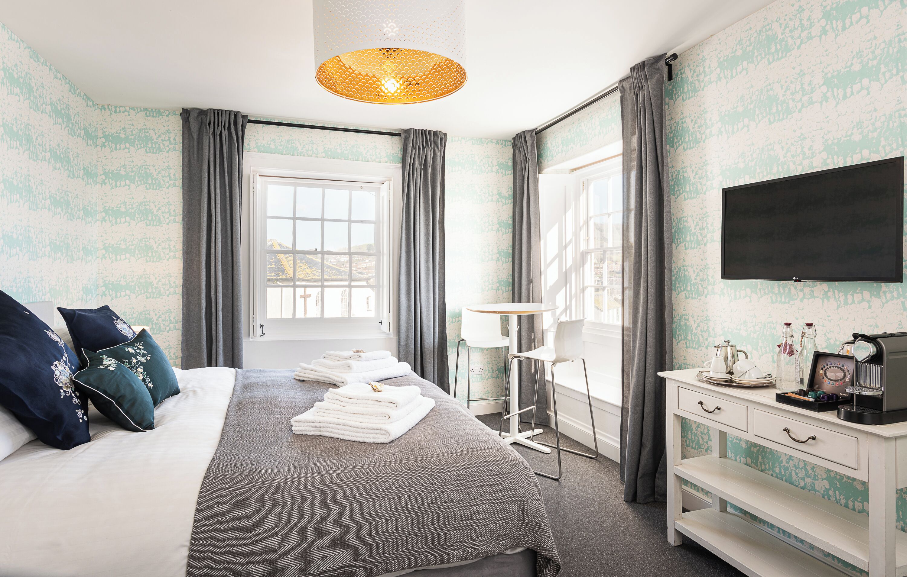 Executive Double Room, Ensuite (Ammonite Room) | 1 bedroom, premium bedding, in-room safe, individually decorated