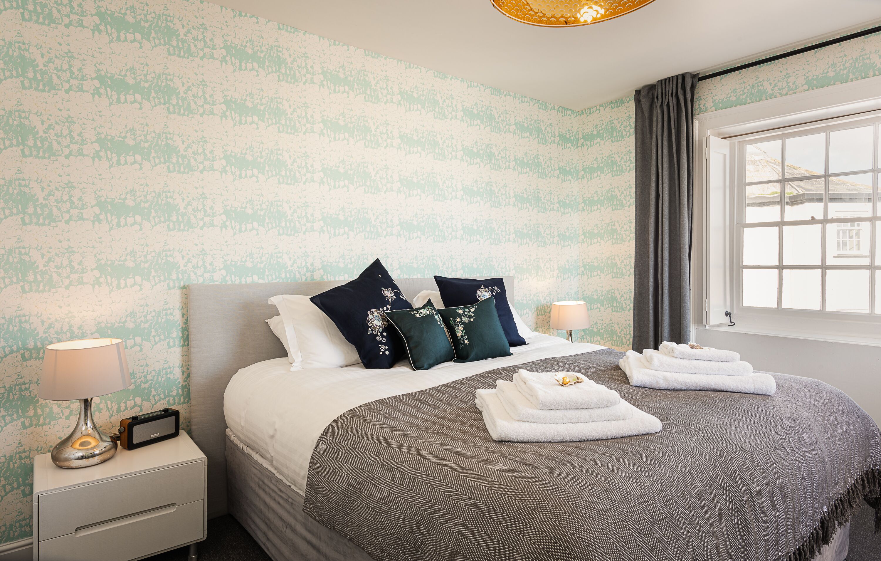 executive double room, ensuite (ammonite room) | 1 bedroom, free wifi