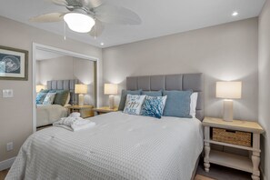 2 chambres, fer et planche à repasser, Wi-Fi, draps fournis