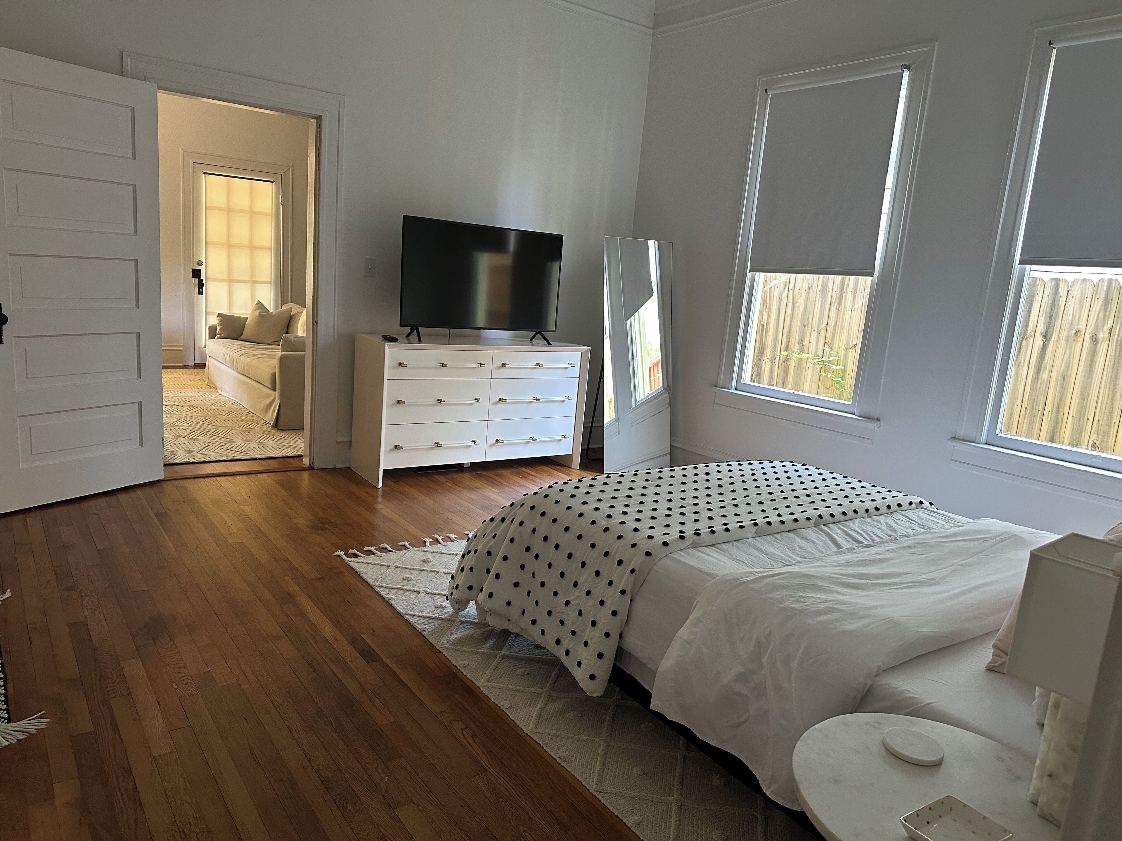 4 bedrooms, desk, travel crib, free WiFi