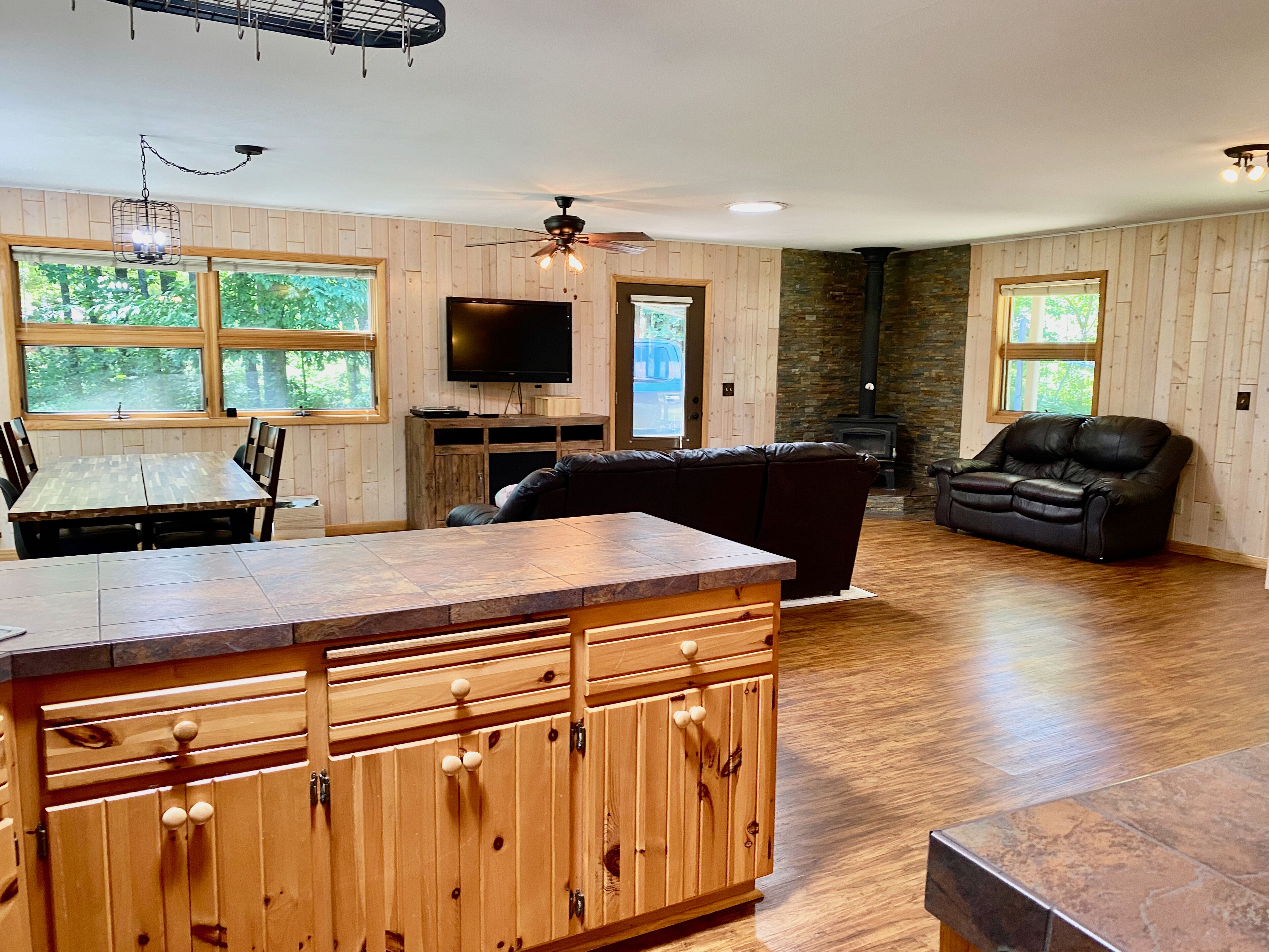 Lakefront Cabin - Retreat To Long Lake!