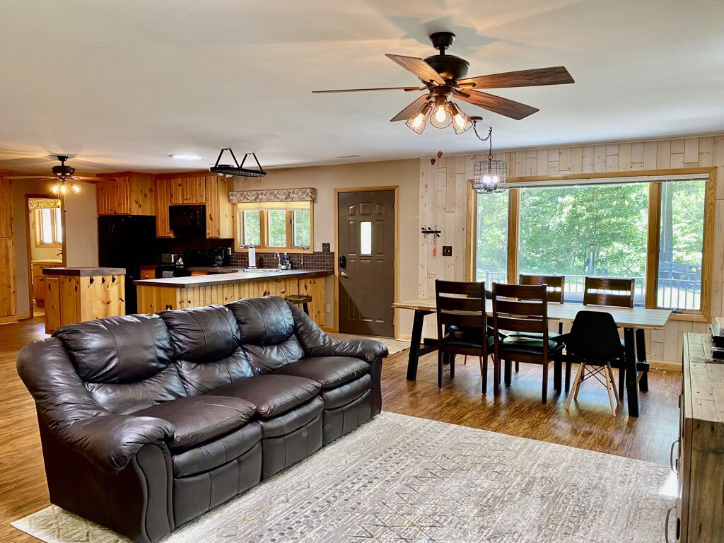 Lakefront Cabin - Retreat To Long Lake!