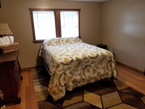1 bedroom, desk, iron/ironing board, free WiFi